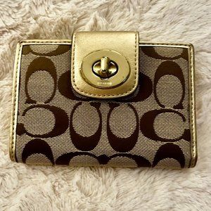 Coach Signature Gold C Compact Turnlock Wallet